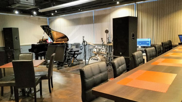 ダイニングバー52番街 西武新宿線久米川駅から徒歩30 ダイニングバー52番街 西武新宿線久米川駅から徒歩30