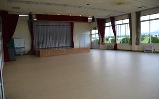ホール兼大研修室