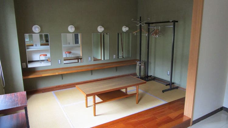 楽屋1(和室付)の写真1