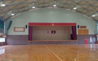 人吉東小学校 体育館
