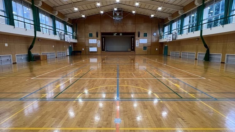 屋内運動場の写真1