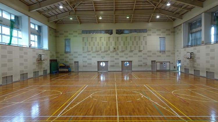 屋内運動場の写真1