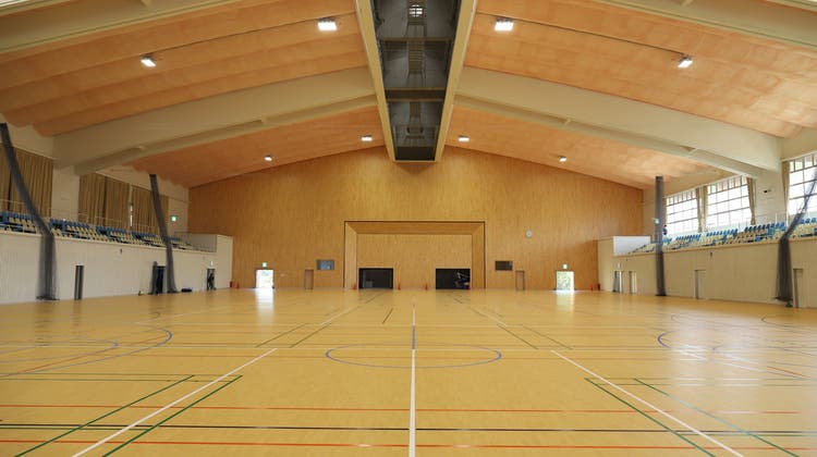 体育館1階アリーナの写真1