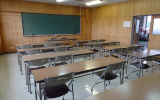 講習室