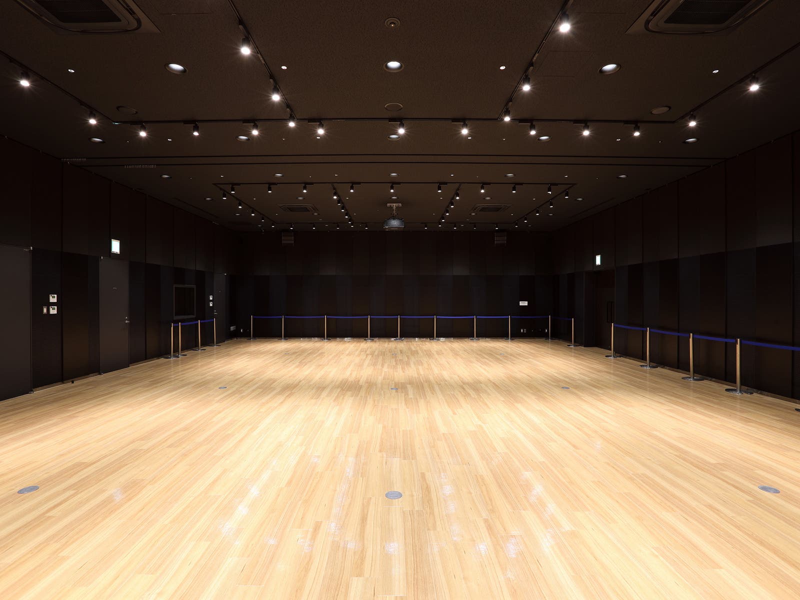 KOTOBUKIYA-Hallの内観