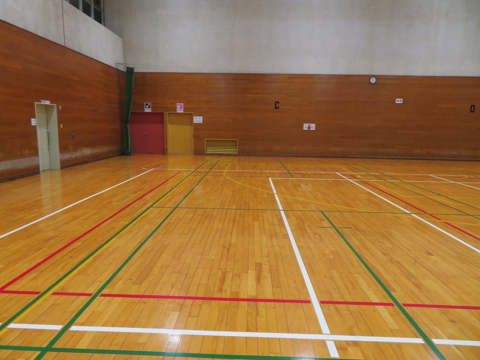 体育館コート