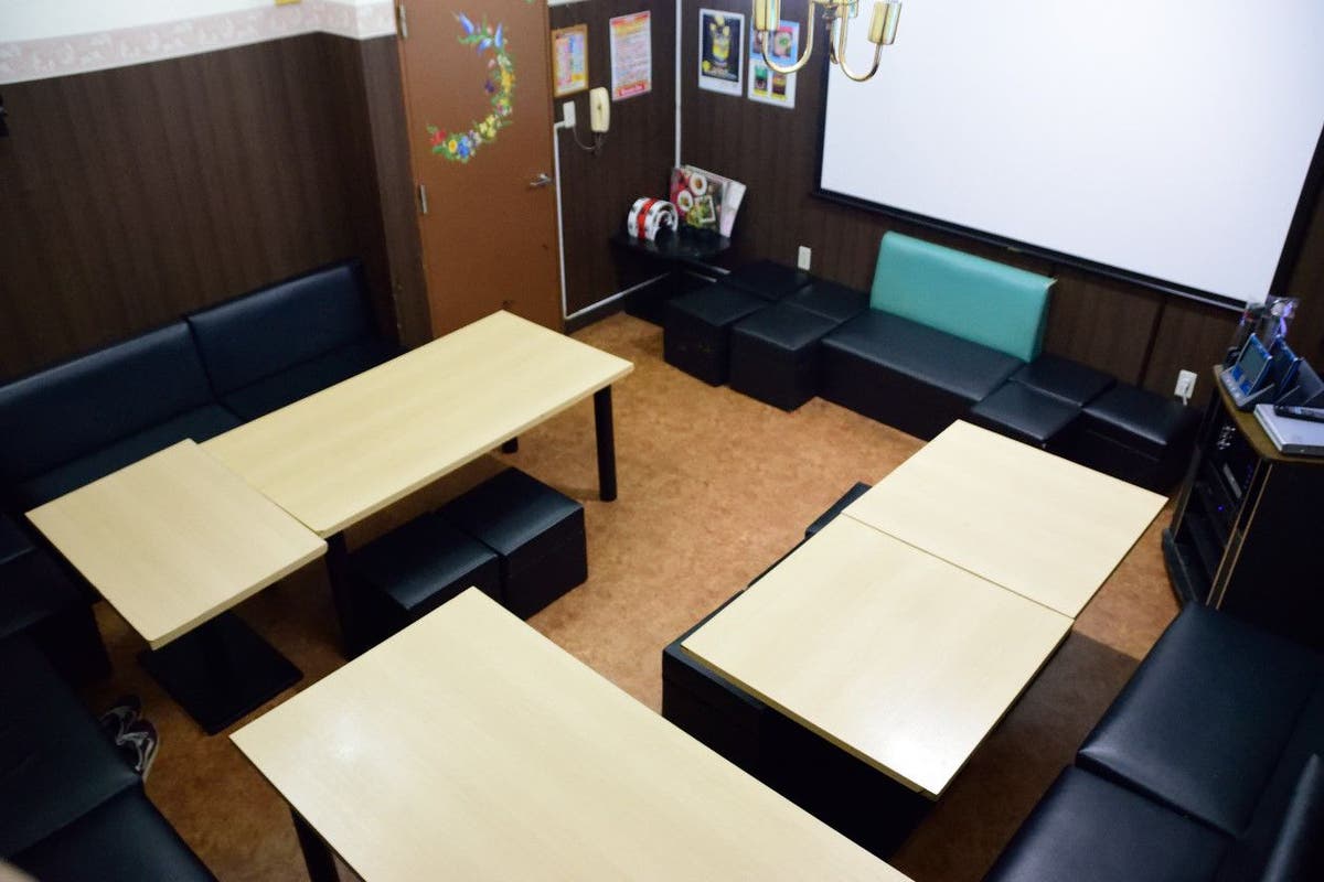 神奈川 横浜 明るい雰囲気のスペースでパーティーはいかがでしょうか Vipルーム スペースマーケット