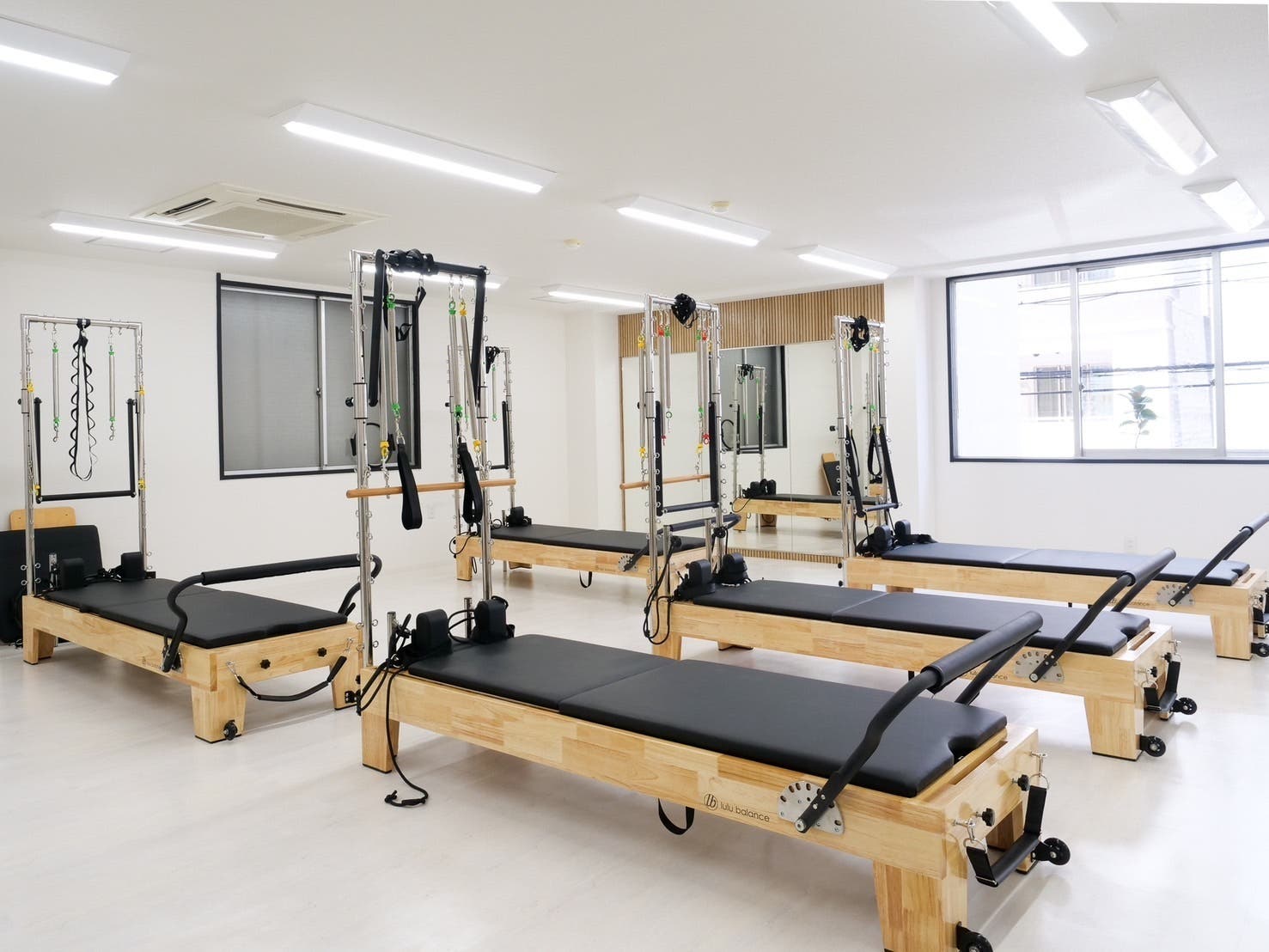 ピラティス　エクストラ ロングボックス　STOTTO PILATES Amazon.co.jp: Merrithew リフォーマーボックス フット