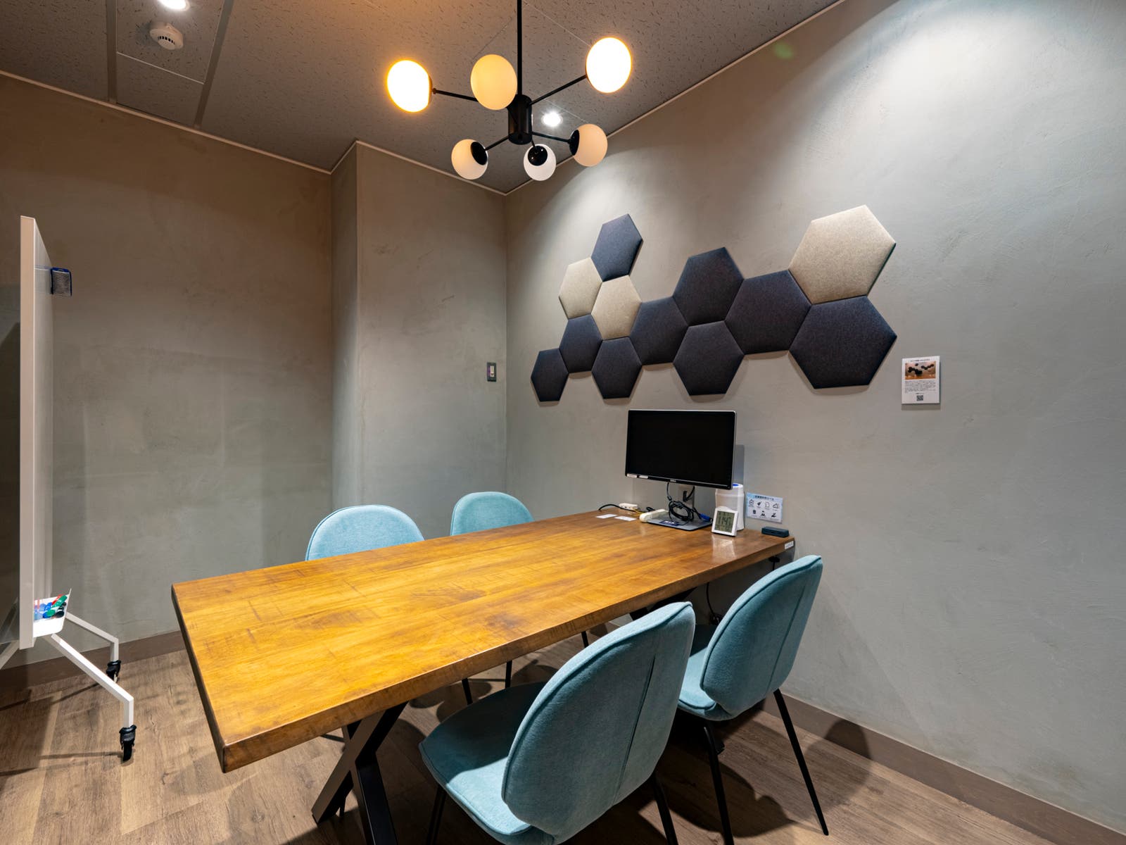 LULLTECHBEACH-Room渋谷1の内観