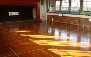 体育館1階アリーナ