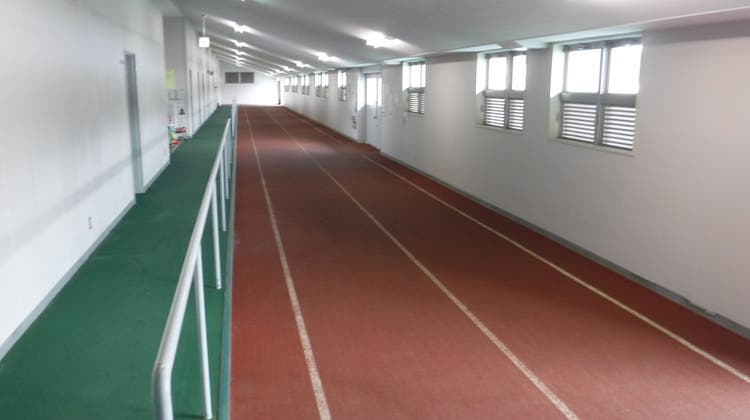 室内走路の写真1