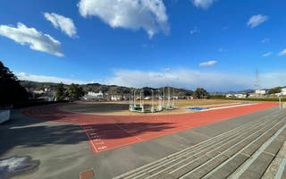 陸上競技場