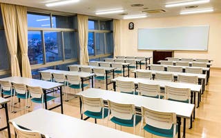 講座室