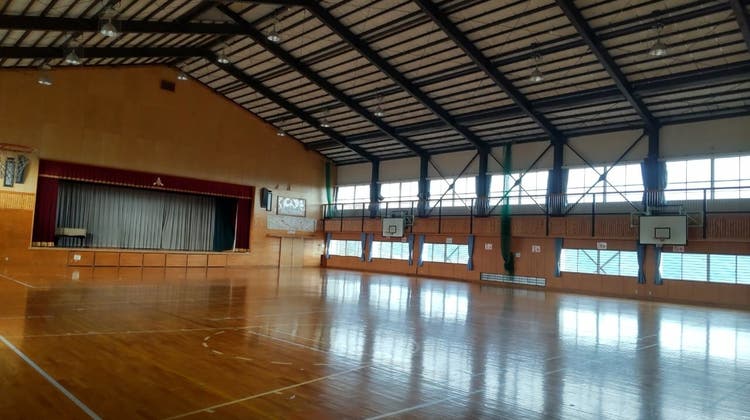 千福が丘小学校体育館の写真1