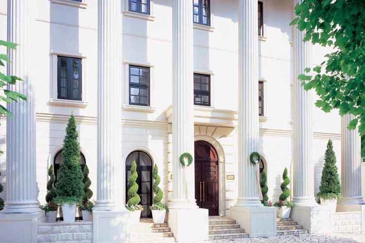 アーセンティア迎賓館 静岡 プールガーデン付きパーティー会場 スペースマーケット