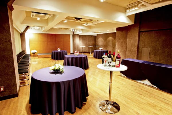 浜松町駅周辺で貸切 プロジェクター完備の貸切パーティースペース 個室 スペースマーケット