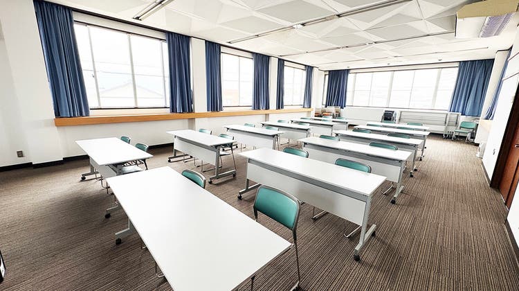 富岡支所 大会議室の写真1