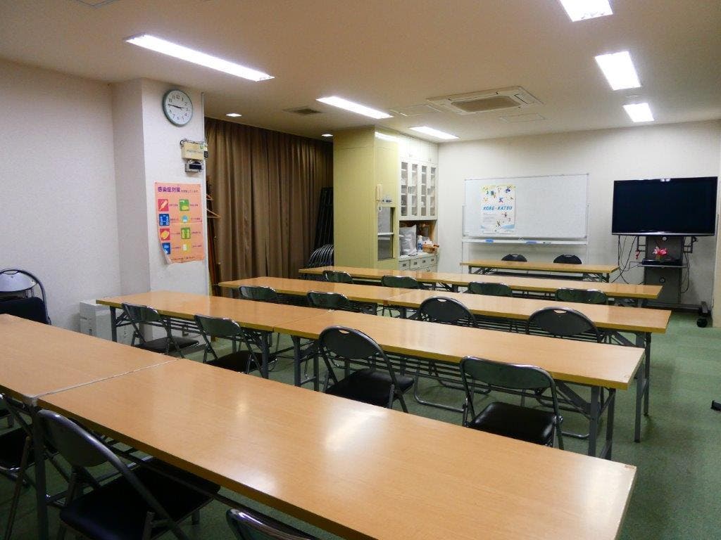 地域活動コーナー、会議室、調理室の写真1