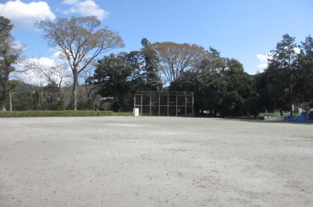 ゲートボール場