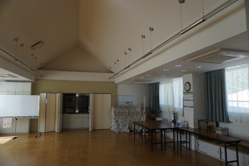 地域活動コーナー（ホール）＋調理室