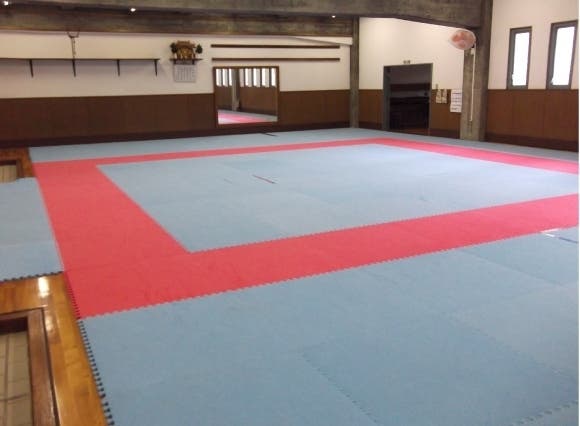 空手道場