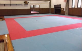 空手道場