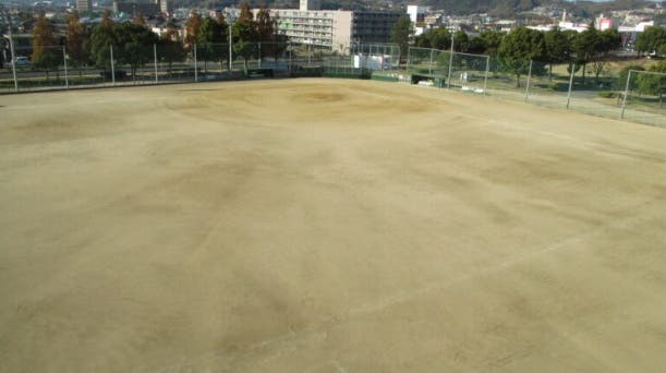 軟式野球場の写真1