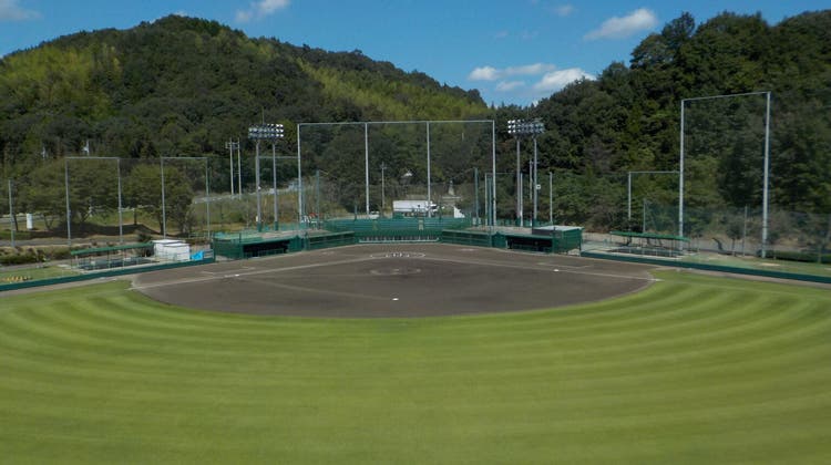 軟式野球場の写真1