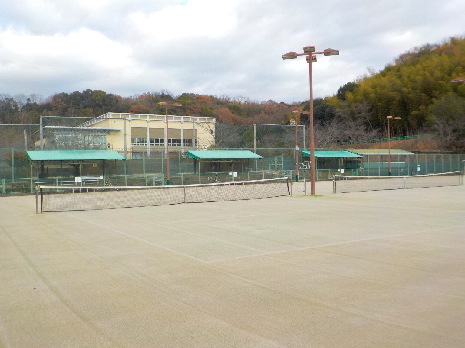 テニスコート