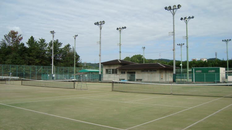 テニスコートAの写真1