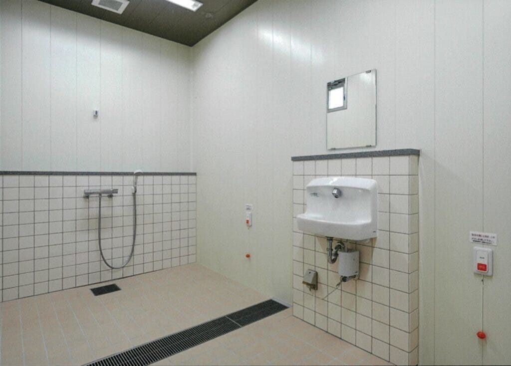 サッカー・ラグビー場 多目的更衣室（随時受付のみ）