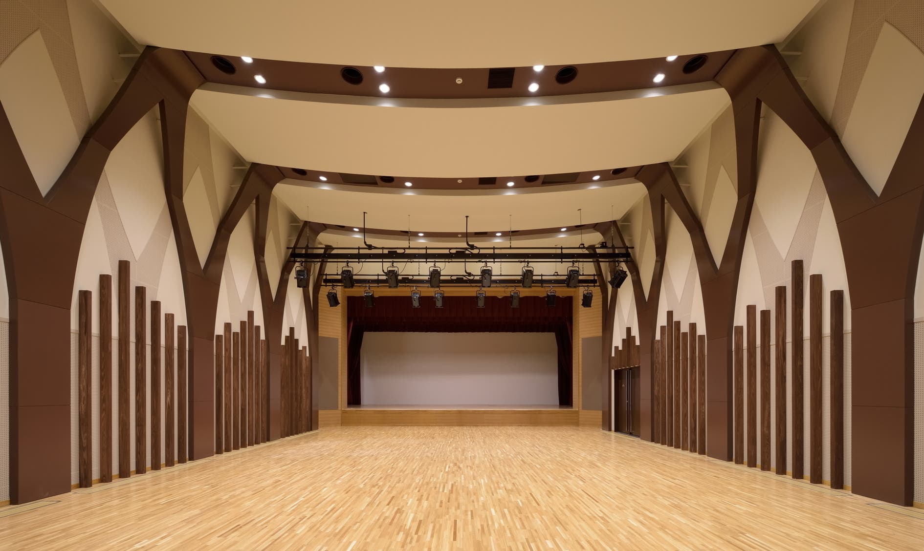 多目的ホール（舞台含む）