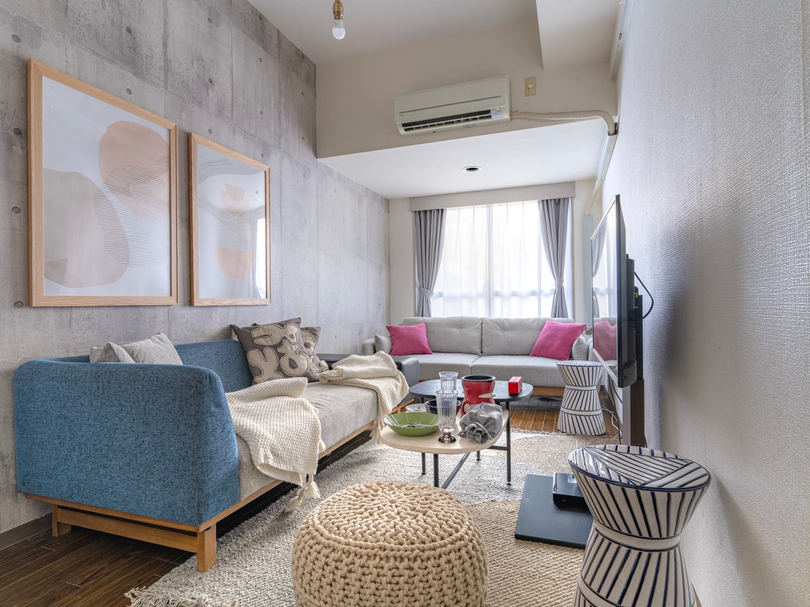 Chillax新宿の内観