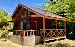 バンガロー(Aタイプ) 【トイレ付き】