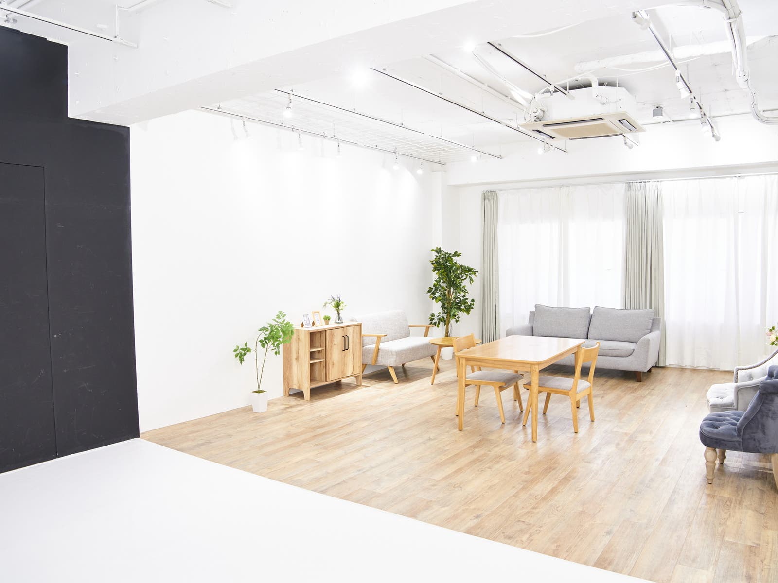 チェリッシュスタジオ 10号館の内観