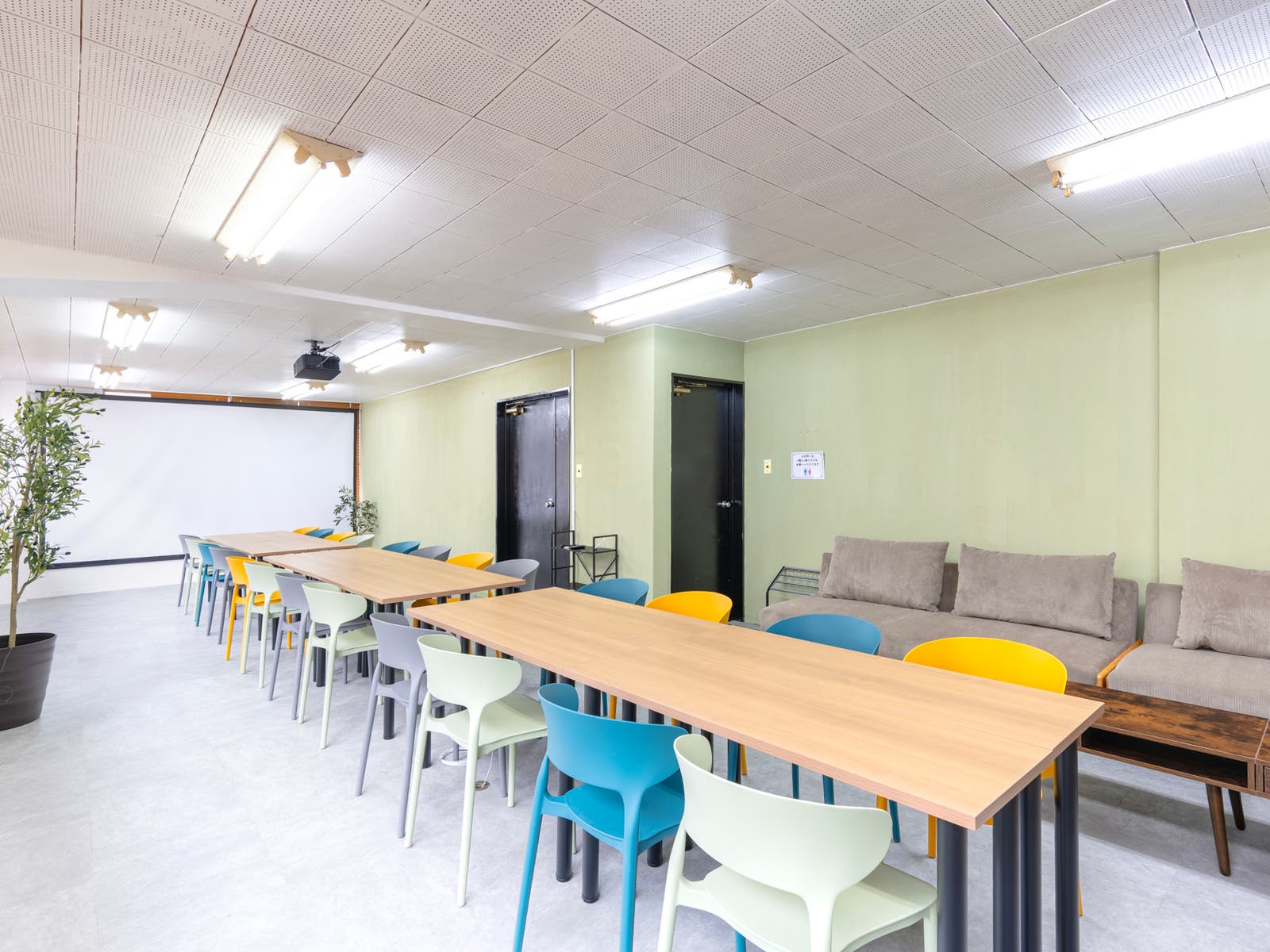 SpemoWork神田・大手町の内観