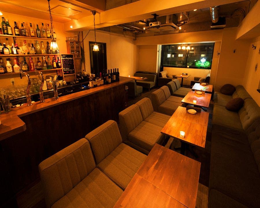 恵比寿駅近 ゆったりソファで寛げるカフェスペース 会議から撮影 パーティーまで スペースマーケット 恵比寿駅近 ゆったりソファで寛げるカフェスペース 会議から撮影 パーティーまで スペースマーケット