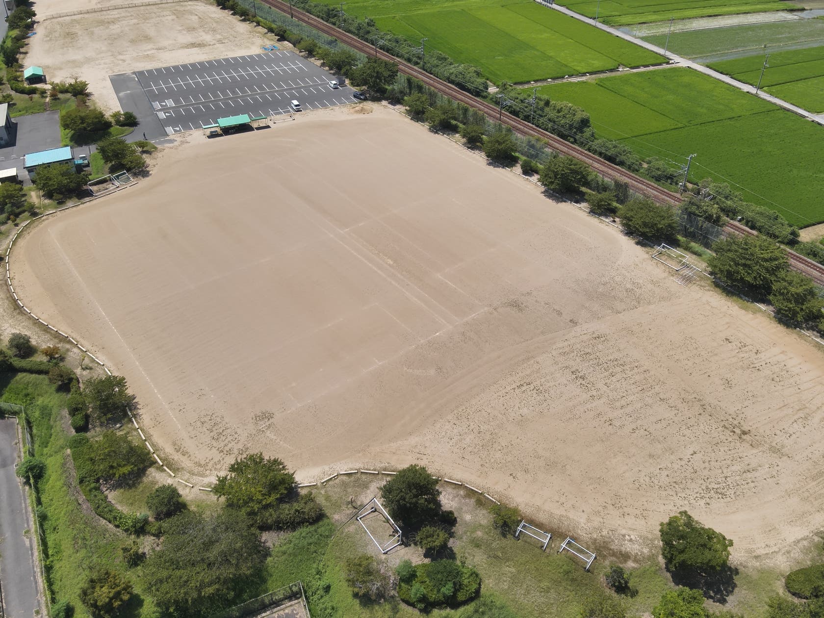 倉敷市西部ふれあい広場　多目的広場の写真1