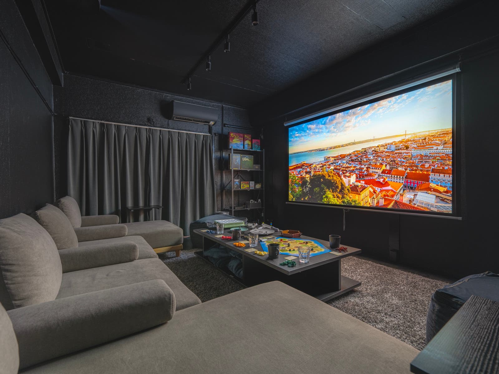 CINEMA池袋3rdの内観