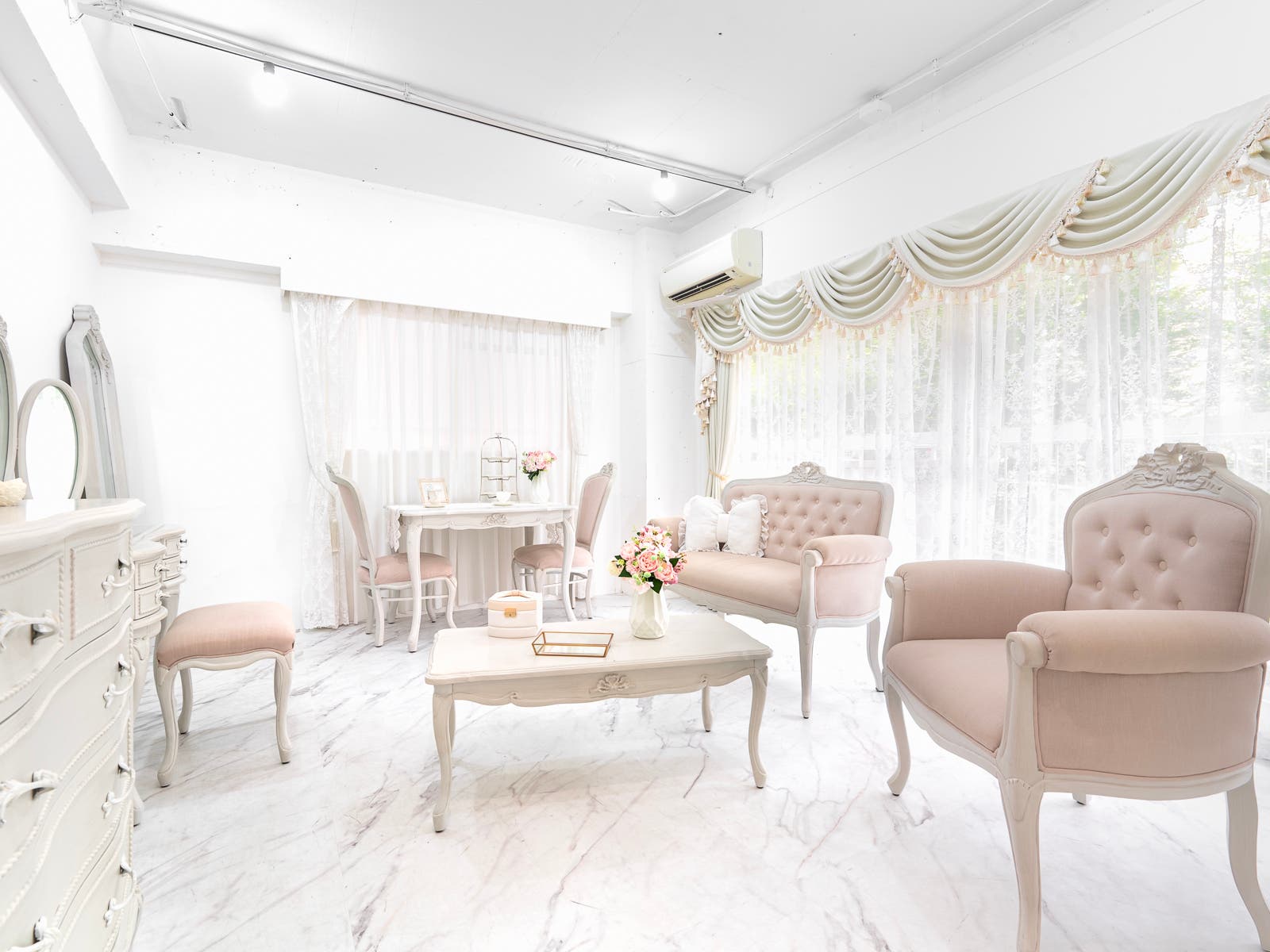 チェリッシュスタジオ 07号館の内観