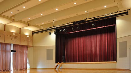 小ホール(空き状況のみ照会)の写真1