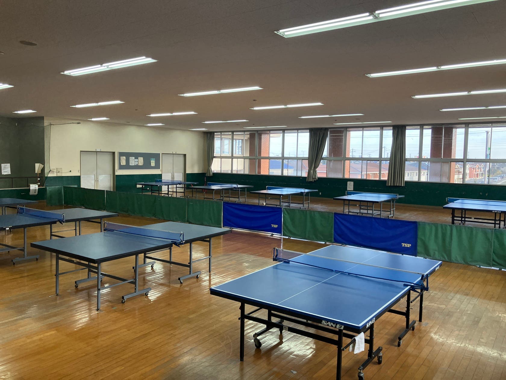 卓球場