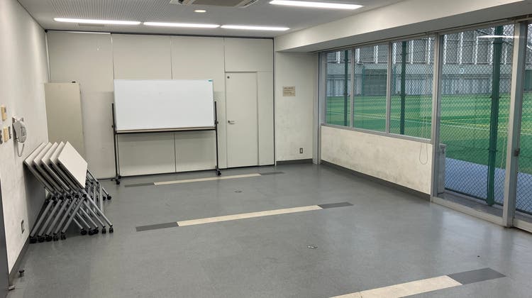 会議室 2(空き状況のみ照会)の写真1
