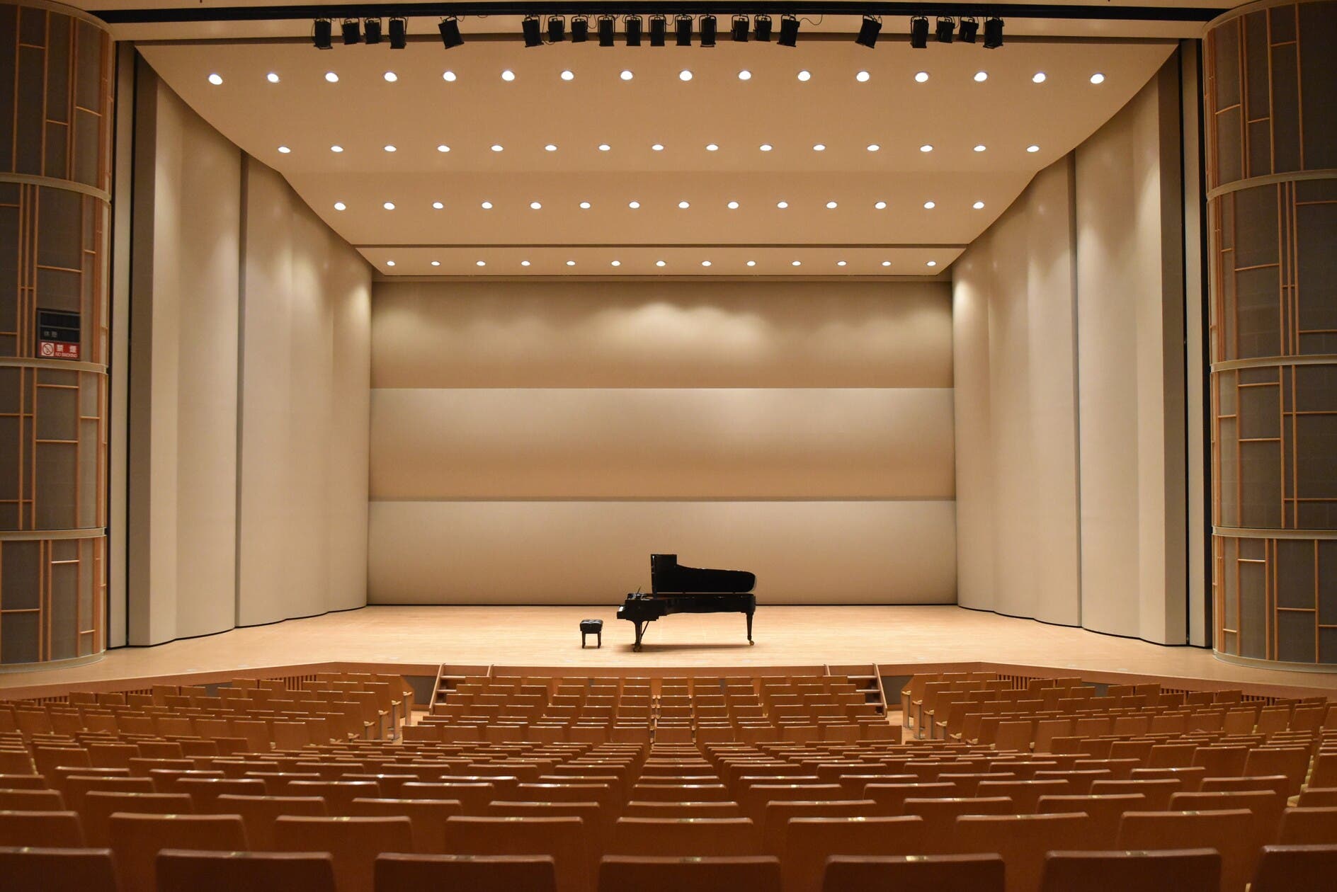 大ホール（空き状況のみ照会）