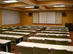 2F視聴覚室兼集会室（90人）