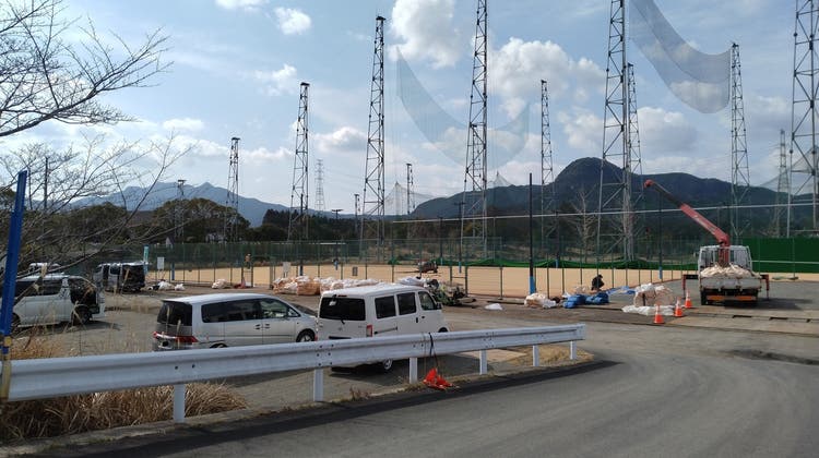 テニスコートの写真1