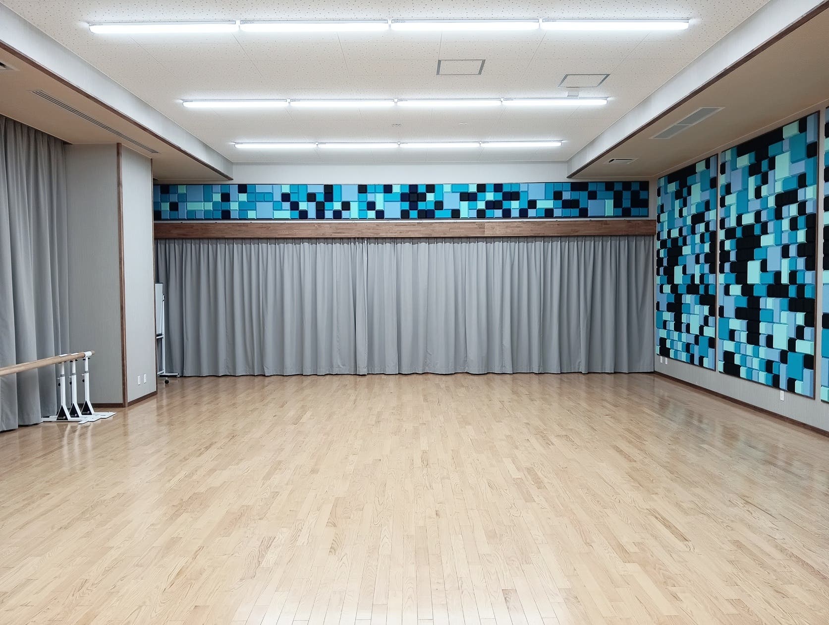 音楽スタジオ（中）