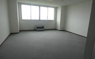 3階303号室