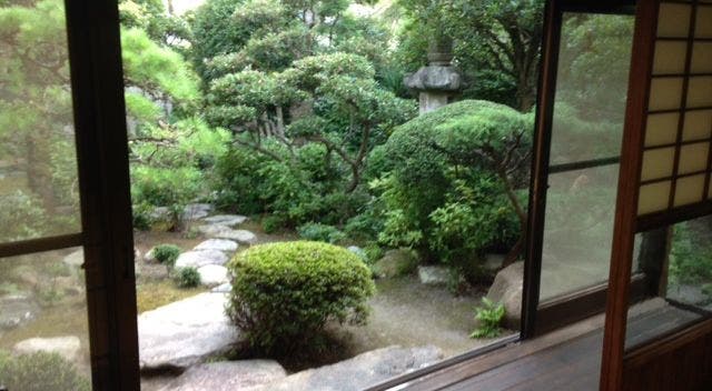 大阪からすぐ 四季を感じる日本庭園 蔵あり 100年以上の歴史ある古民家 広間 3間続きの座敷 の評価とレビュー スペースマーケット