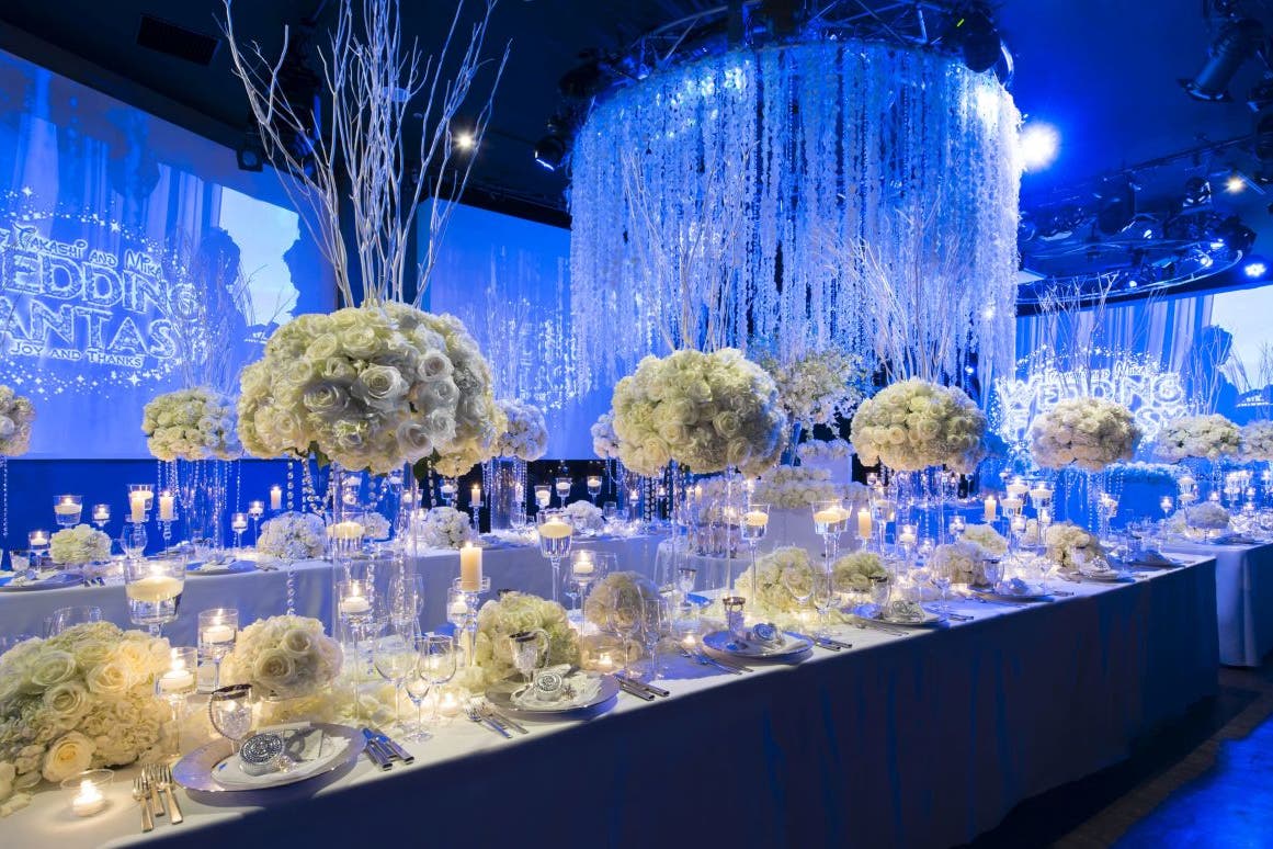 水をテーマにした豪華な結婚式場を貸し切ってイベントやパーティーなどに スペースマーケット